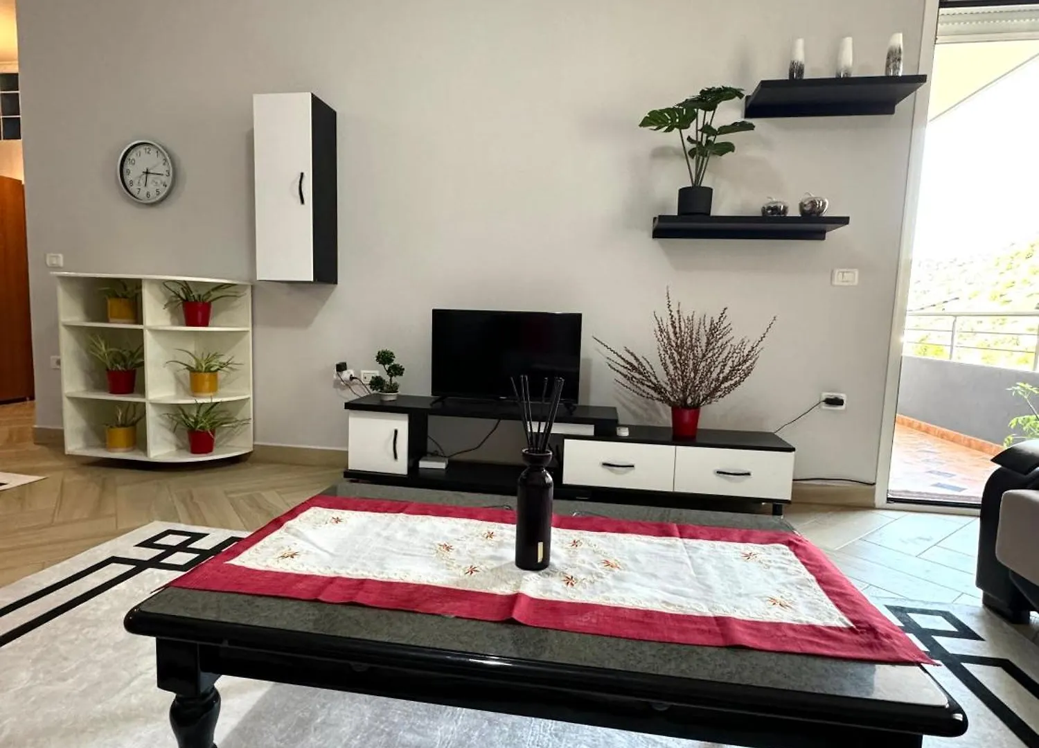 Cozy Apartment Near The Beach Vlorë